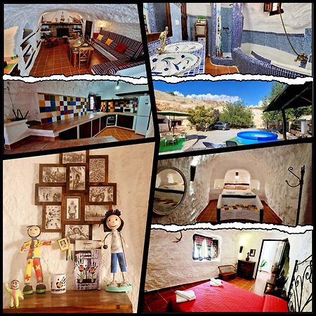 Casa Cueva Cascamorras "Capricho Andaluz" Baza Exterior photo