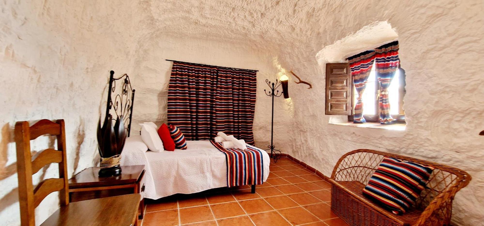 Casa Cueva Cascamorras "Capricho Andaluz" Baza Exterior photo